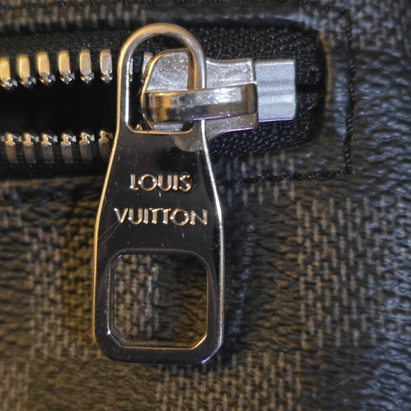 Louis Vuitton Damier Graphite Josh Backpack - Picture 15 of 16
